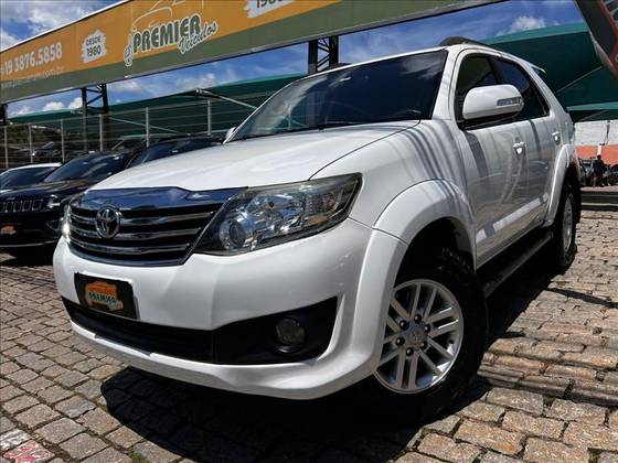 TOYOTA HILUX SW4 2.7 SR 4X2 16V FLEX 4P MANUAL